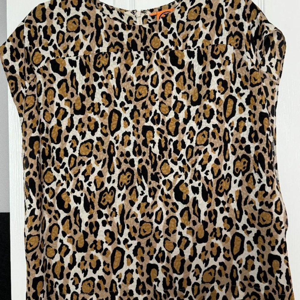 Tory Burch Leopard print Silk Sleeveless Blouse  10, Excellent condition Reduced